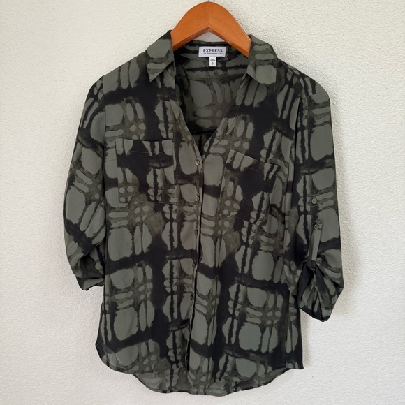 Express Tops - Express Dark Green and Black The Portofino Long Sleeve Shirt Women’s Size Small